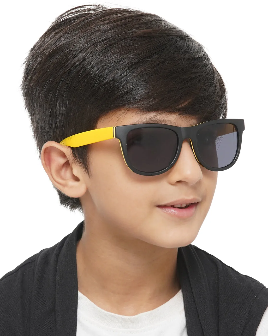 Carlton London Black Lens & Yellow Wayfarer Sunglasses For Boy